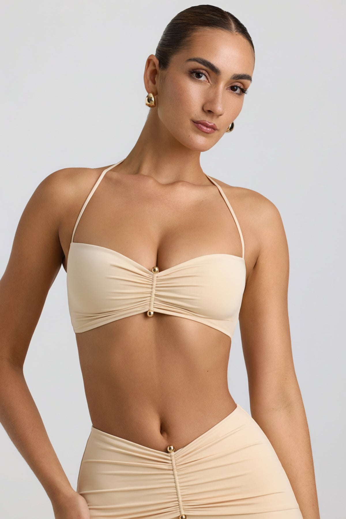⁣⁢Slinky-Jersey-Bralette mit Metalldetail und Neckholder in Buttercreme⁤⁣