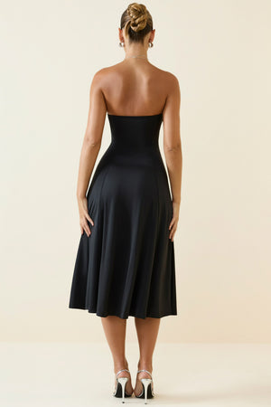 Oh Polly's Priscilla wearing the Joely Midaxi Dress in Black Jersey fabric perfect for a date night