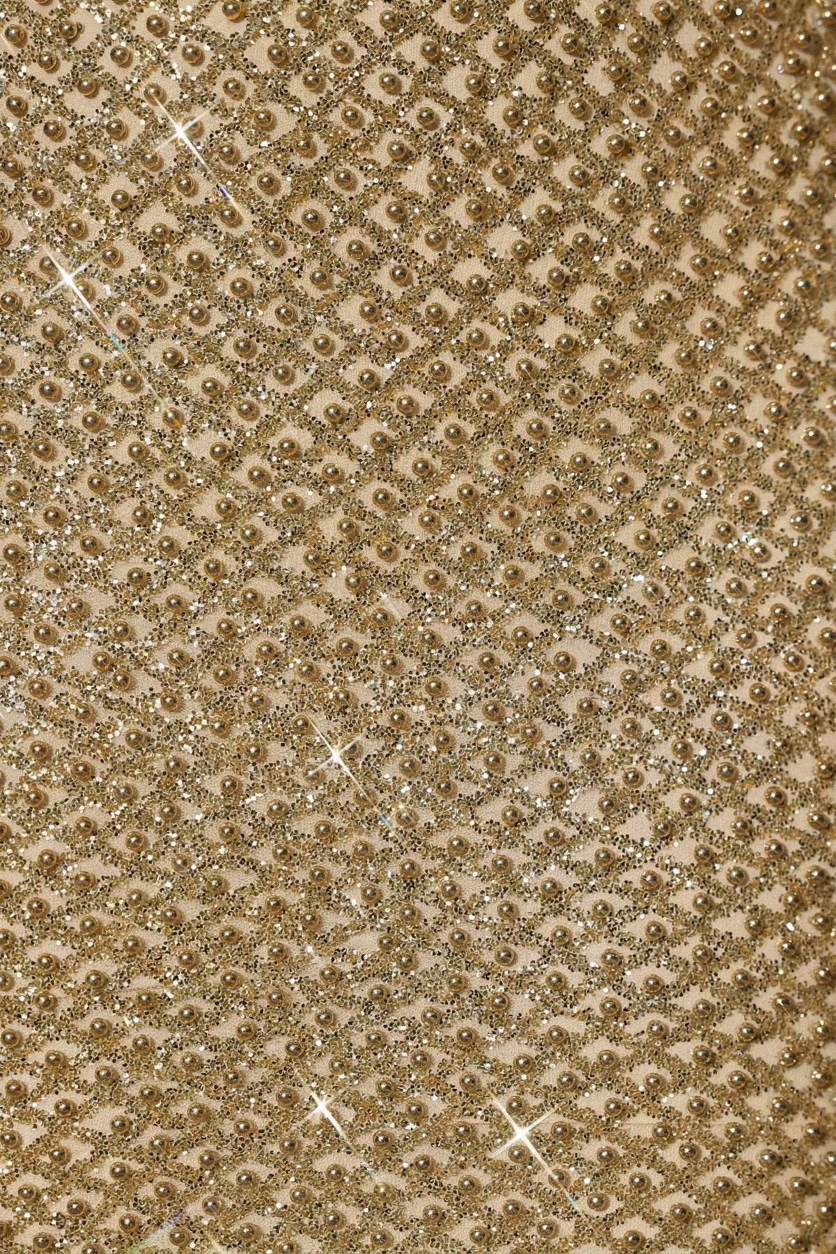 ⁣⁢Verziertes Cut-Out-Abendkleid in Gold⁤⁣