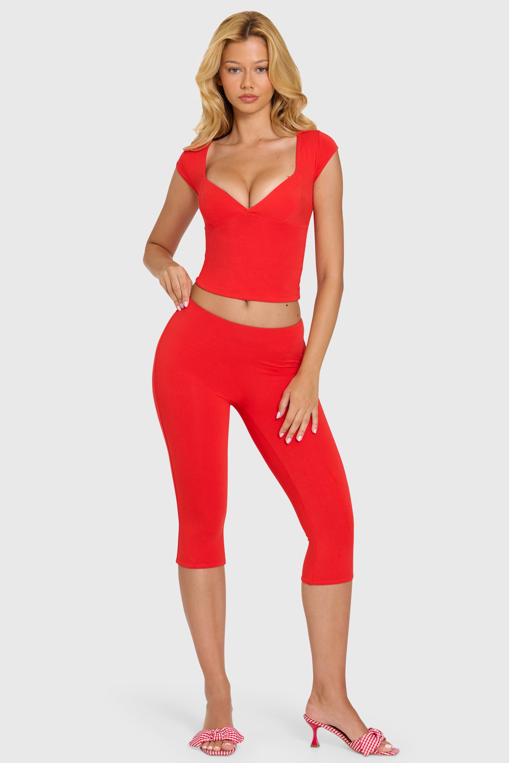 Modal Capri Leggings in Cherry - 1