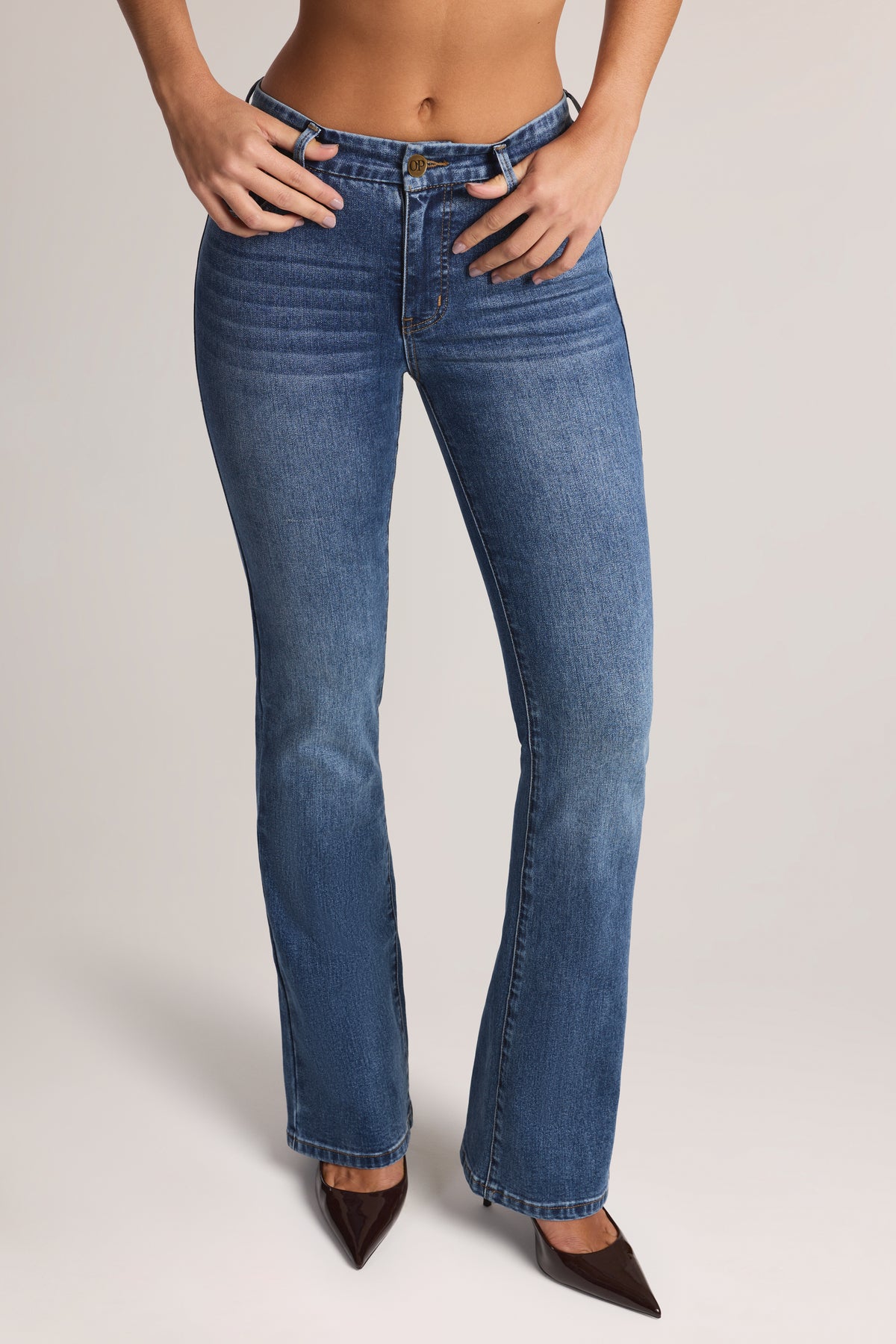 High-Rise Bootcut Jeans in Mid Wash