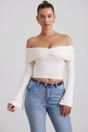 Oh Polly's Sarah wearing the Pavni Full Top in Ivory Modal Cashmere fabric perfect for brunch with friends