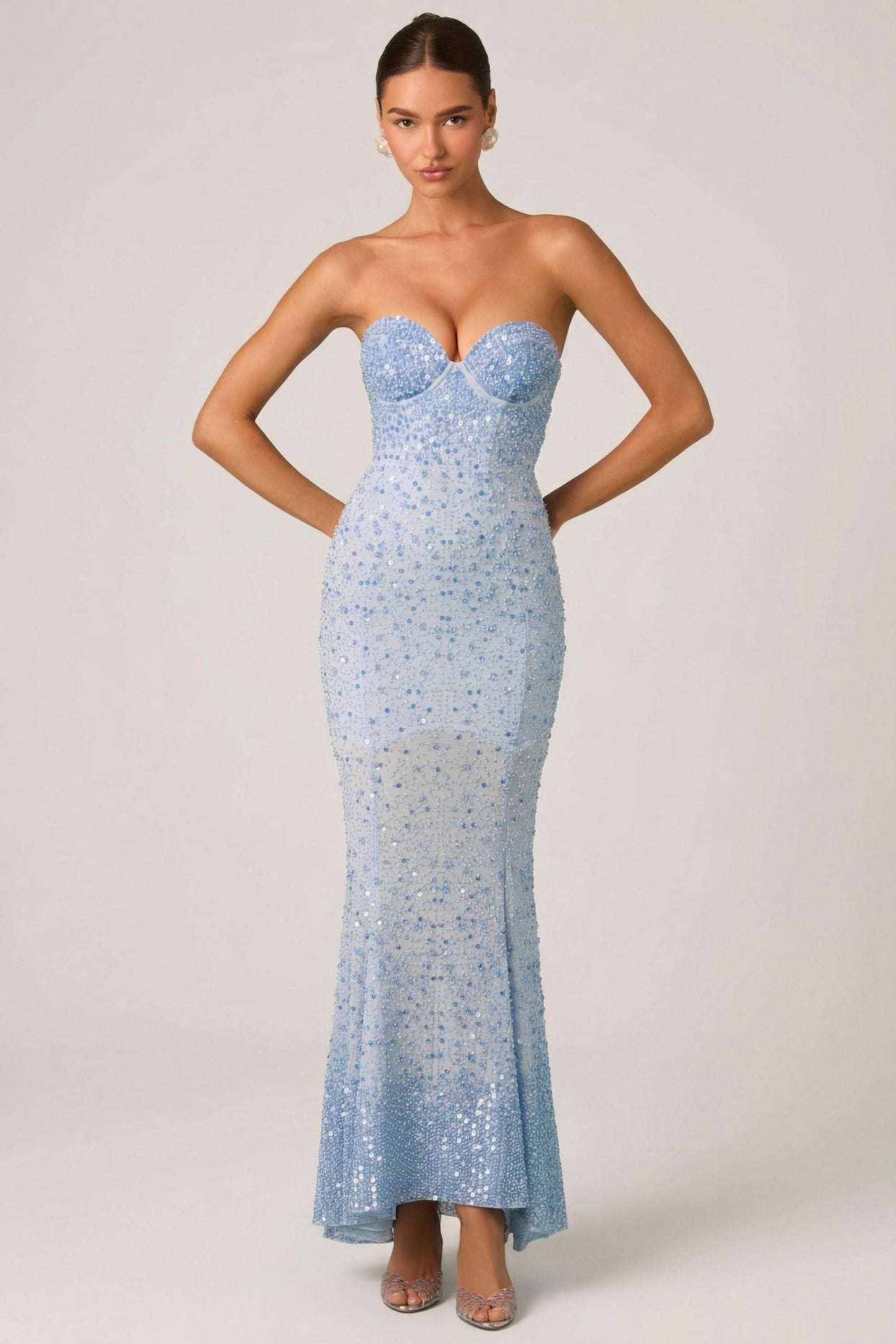 Embellished Sweetheart-Neck Fishtail Gown in Sky Blue - 6