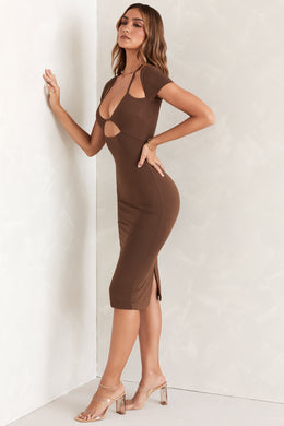 Sukienka midi z wyciętymi rękawami i krótkimi rękawami w kolorze brązowym