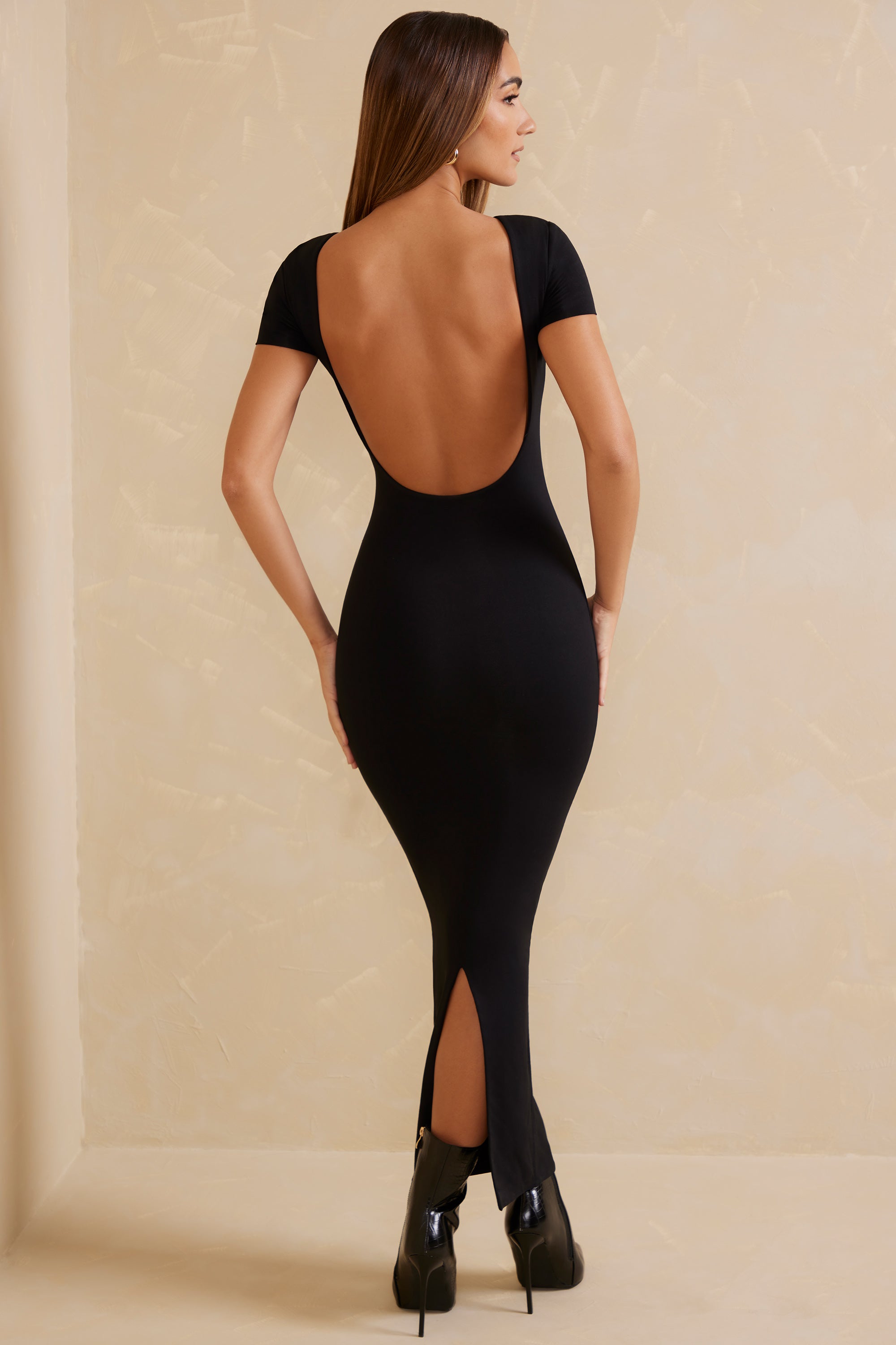 Alira Crew Neck Cap Sleeve Open Back Maxi Dress in Black Oh Polly