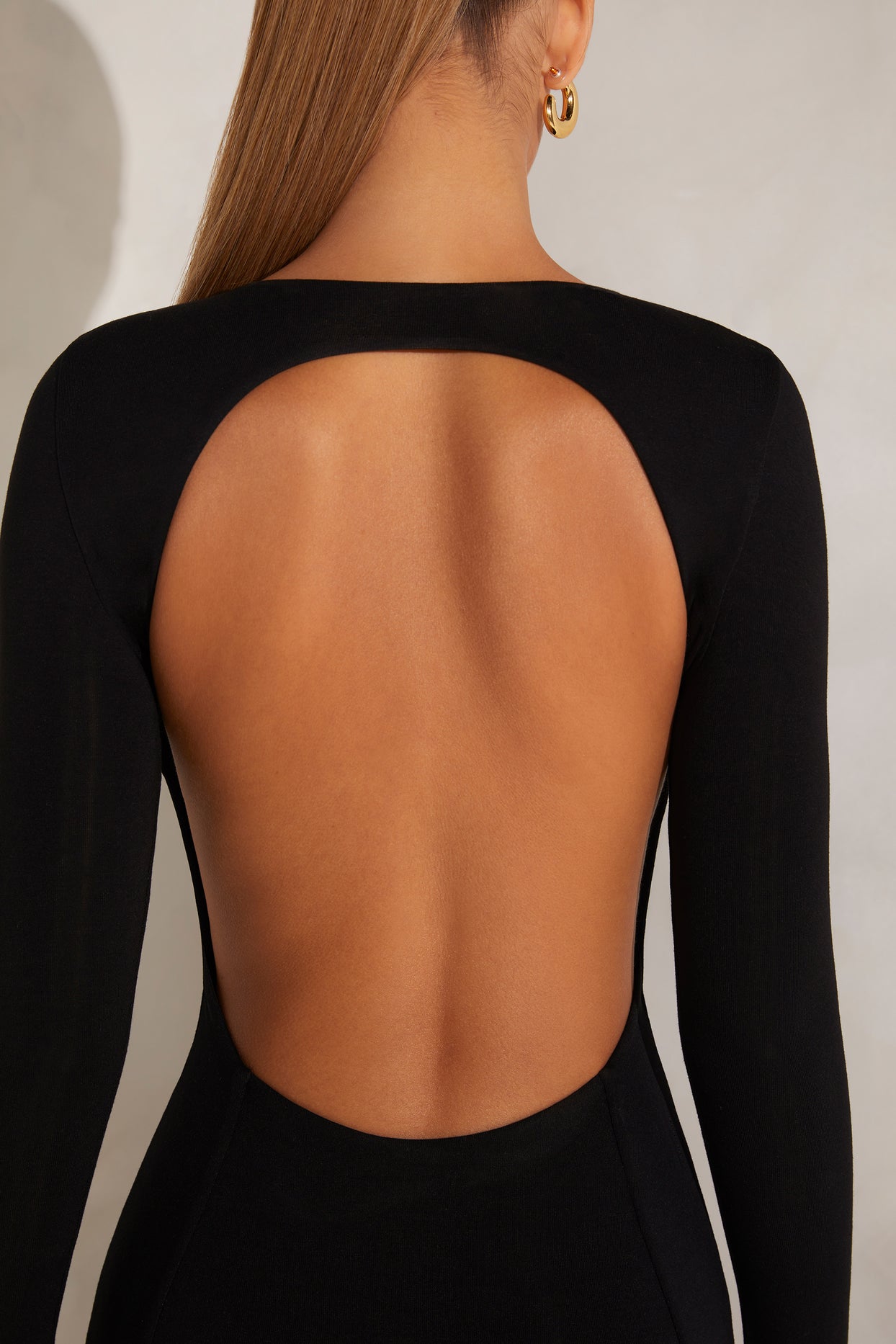 High Neck Long Sleeve Open Back Midaxi Dress in Black