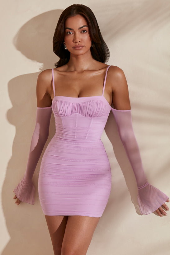 Sukienka mini z odsłoniętymi ramionami w kolorze różowym