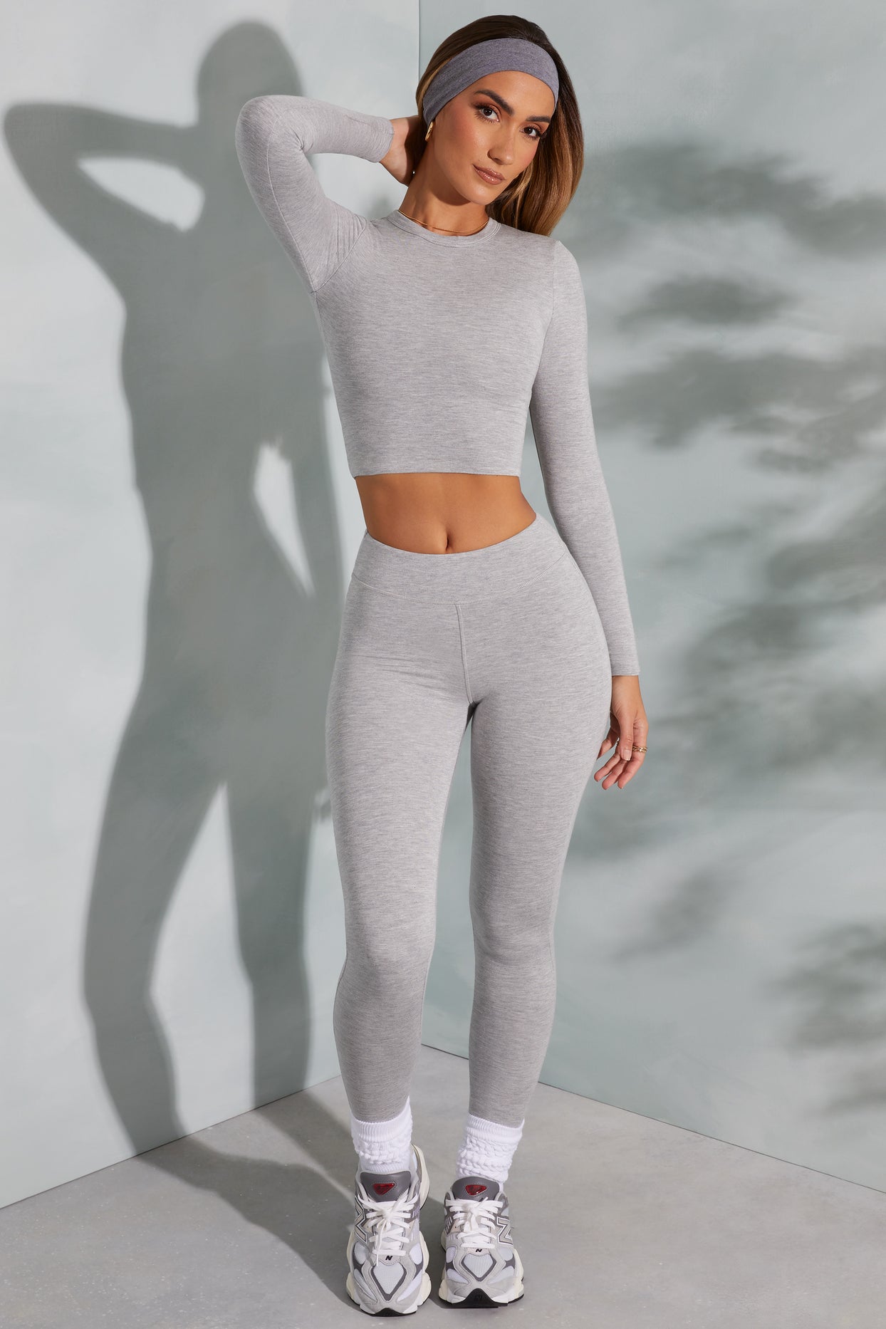Round Neck Long Sleeve Top in Marled Grey