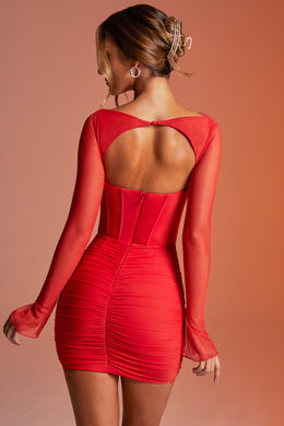 Mini-robe froncée à manches longues en rouge