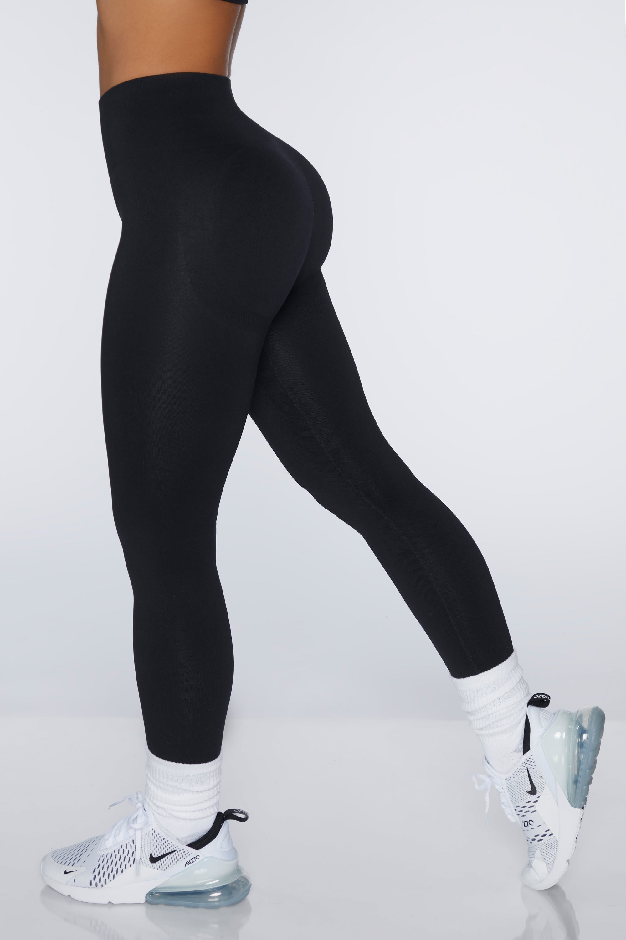 Energetic Seamless High Waisted Leggings in Black | Oh Polly