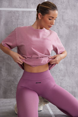 Oversize'owa koszulka w kolorze różowym