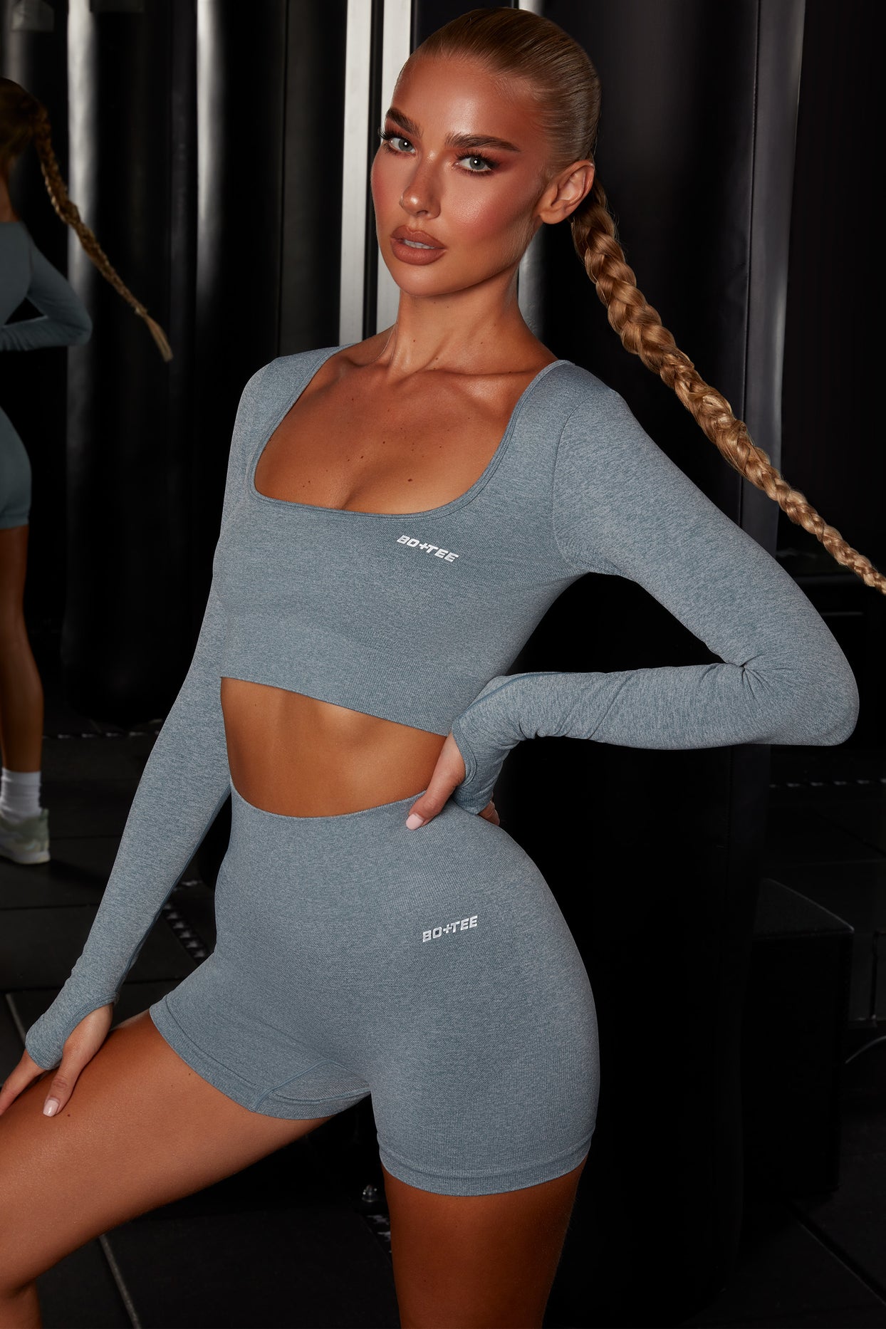 Motion Seamless Long Sleeve Crop Top in Blue