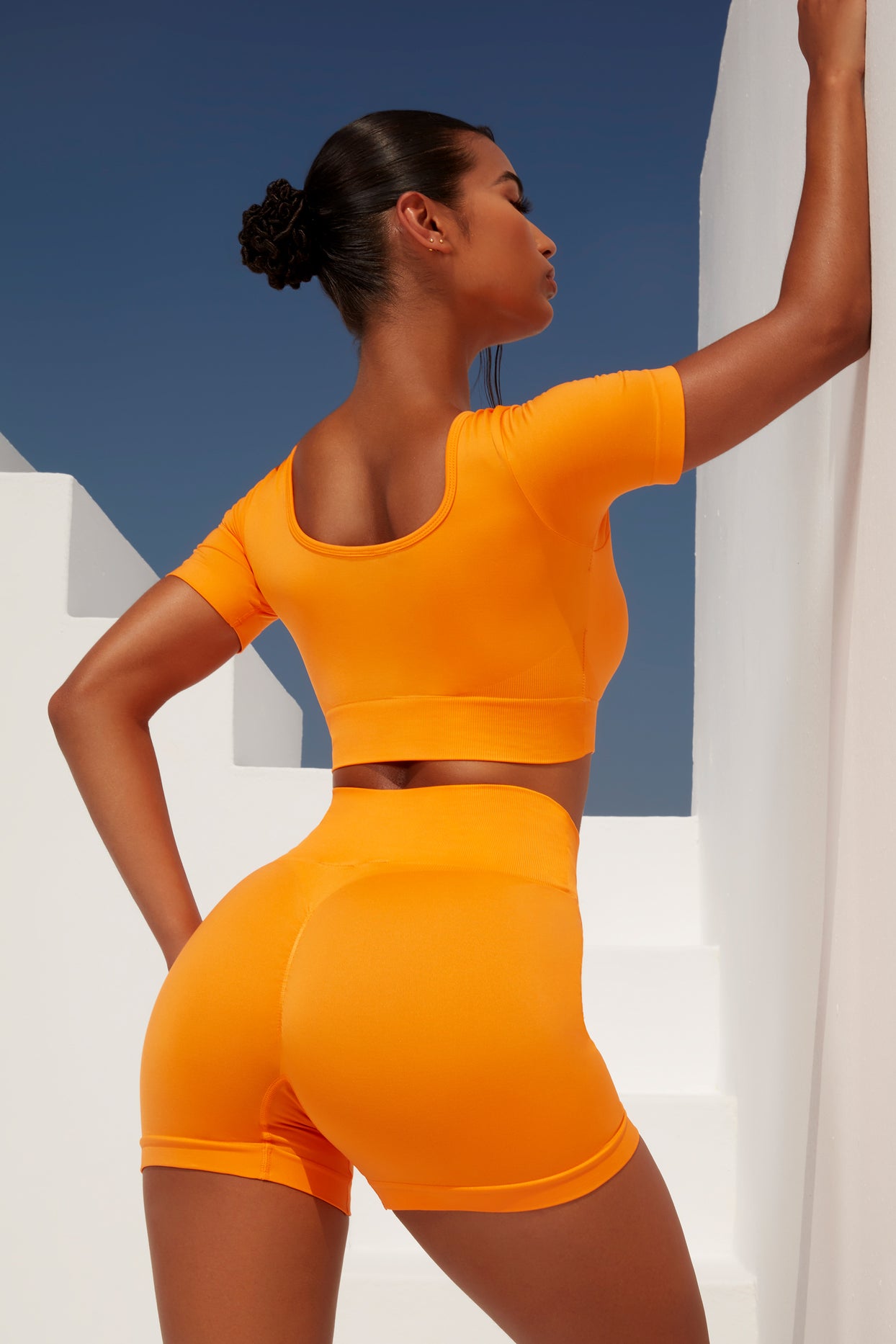 Curved Waist Seamless Mini Shorts in Orange